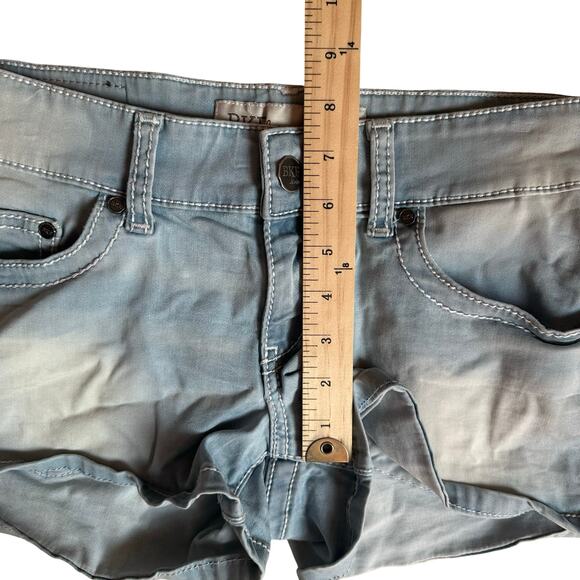 BKE Denim Stella Shorts Sz 28 | Light Wash Distressed Look Low Rise Jean Cutoffs - Picture 12 of 12